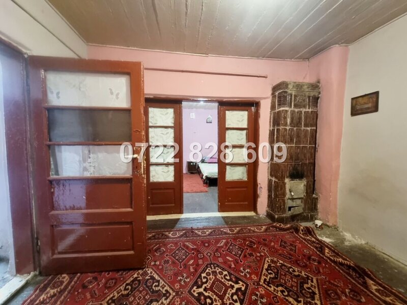 Bucuresti- Magurele, Str. Caracal, casa singur curte 2 corpuri.